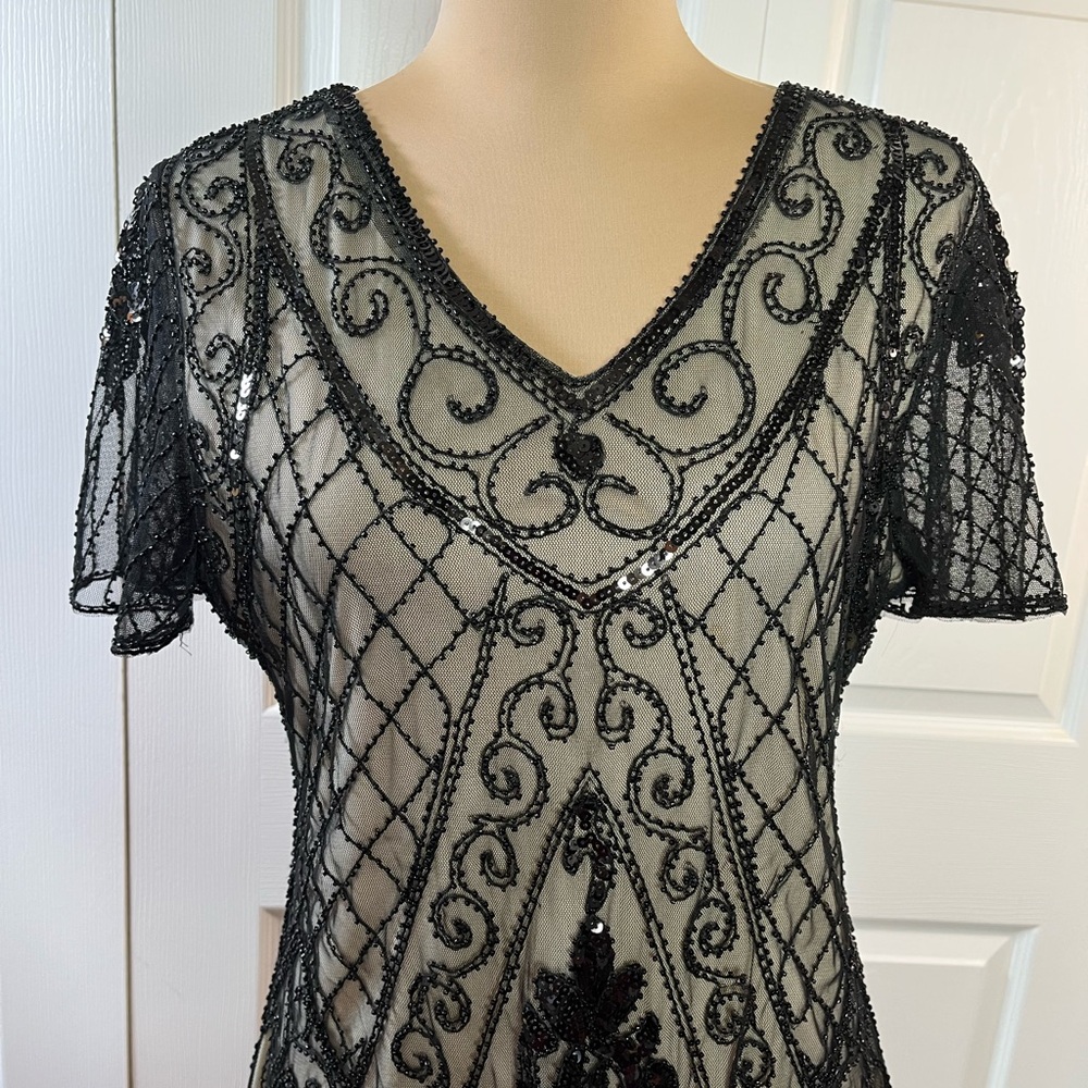Fundaisy Elegant Black beaded and Cream cocktail, party Dress, size XL - Picture 7 of 16